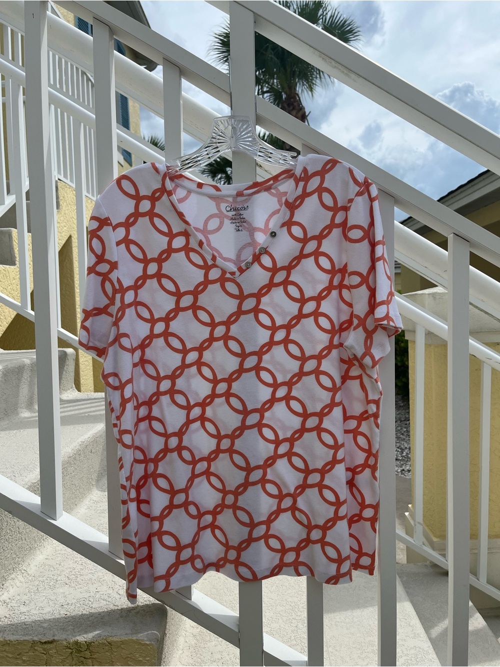 Chico's Women's Orange Link-Print V-Neck Top Short Sleeves size 3